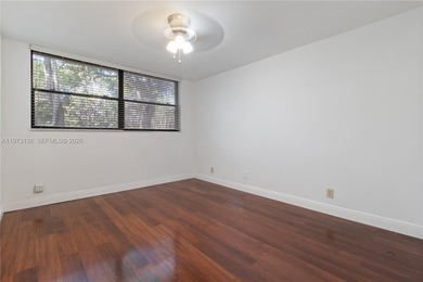 Spacious and beautifully maintained 2-bedroom, 2.5-bath on Bonaventure Country Club in Florida - for sale on GolfHomes.com, golf home, golf lot