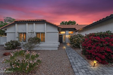 Adorable and meticulously cared for CORNER LOT in Red Mountain on Red Mountain Ranch Country Club in Arizona - for sale on GolfHomes.com, golf home, golf lot