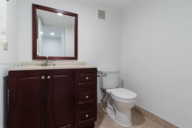 Spacious and beautifully maintained 2-bedroom, 2.5-bath on Bonaventure Country Club in Florida - for sale on GolfHomes.com, golf home, golf lot