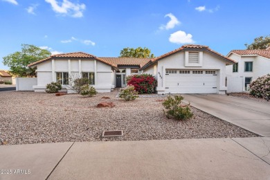 Adorable and meticulously cared for CORNER LOT in Red Mountain on Red Mountain Ranch Country Club in Arizona - for sale on GolfHomes.com, golf home, golf lot