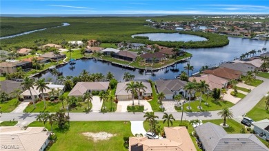 Welcome to this beautifully maintained 3 bedroom, 2 bathroom on Twin Isles Country Club in Florida - for sale on GolfHomes.com, golf home, golf lot