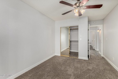 Golf Course 3 bedroom, 2 bath home with bonus room in Peoria! on Country Meadows Golf Club in Arizona - for sale on GolfHomes.com, golf home, golf lot