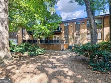 Incredible location!!  Enjoy city living at it's best! Minutes on Bobby Jones Golf Club in Georgia - for sale on GolfHomes.com, golf home, golf lot