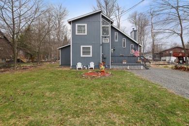 Welcome to this well maintained, beautifully landscaped home in on Pocono Farms Country Club in Pennsylvania - for sale on GolfHomes.com, golf home, golf lot