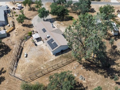 Serene Mountain Living in Yosemite Lakes Park! Nestled in the on Yosemite Lakes Park Golf Course in California - for sale on GolfHomes.com, golf home, golf lot