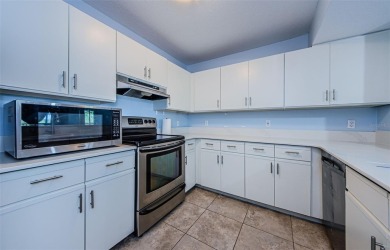 MOTIVATED SELLER! Offering up to $5k towards Buyers CLOSING on Feather Sound Country Club in Florida - for sale on GolfHomes.com, golf home, golf lot