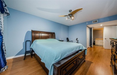 MOTIVATED SELLER! Offering up to $5k towards Buyers CLOSING on Feather Sound Country Club in Florida - for sale on GolfHomes.com, golf home, golf lot
