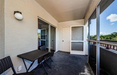 MOTIVATED SELLER! Offering up to $5k towards Buyers CLOSING on Feather Sound Country Club in Florida - for sale on GolfHomes.com, golf home, golf lot