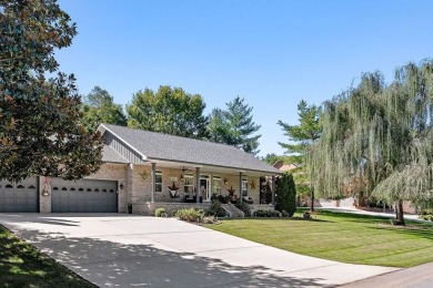 Welcome to this stunning home in the sought-after White Plains on White Plains Golf Course in Tennessee - for sale on GolfHomes.com, golf home, golf lot