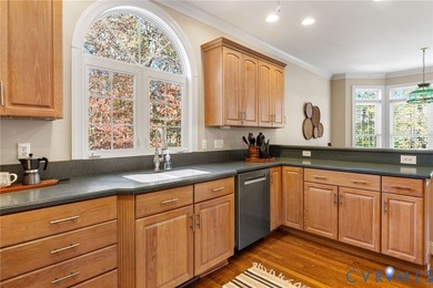 Golf Course Living at It's Finest! Charming home with main level on Highlands Golfers Club in Virginia - for sale on GolfHomes.com, golf home, golf lot