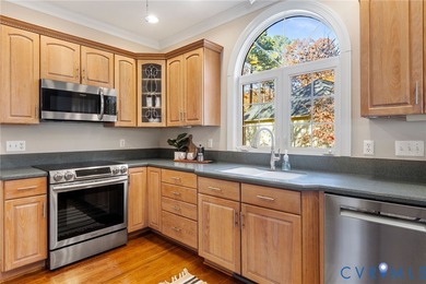 Golf Course Living at It's Finest! Charming home with main level on Highlands Golfers Club in Virginia - for sale on GolfHomes.com, golf home, golf lot