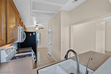 Priced to sell and located in the beautiful Sun City MacDonald on Desert Willow Golf Course in Nevada - for sale on GolfHomes.com, golf home, golf lot