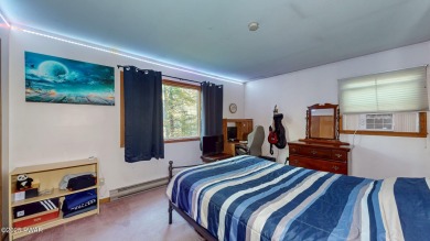Welcome to this expansive 4 bedroom 4 bath home perfectly on The Hideout Golf in Pennsylvania - for sale on GolfHomes.com, golf home, golf lot