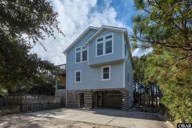 This well maintained, custom built, 3BR / 2.5BA residence on The Currituck Golf Club in North Carolina - for sale on GolfHomes.com, golf home, golf lot