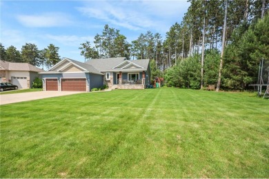 Golfers Dream!
Welcome To Hidden Oaks, Nestled on a peaceful on Oak Hill Golf Club in Minnesota - for sale on GolfHomes.com, golf home, golf lot