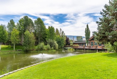 Elkhorn Springs Penthouse with 4BR, 4.5 baths, TV area, great on Elkhorn Golf Club in Idaho - for sale on GolfHomes.com, golf home, golf lot
