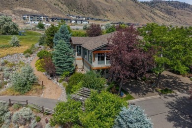 GOLFER'S DELIGHT - One of the best locations in the Sun Rivers on  in  - for sale on GolfHomes.com, golf home, golf lot