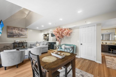 Updated 2-story loft-style penthouse located in a beautifully on Norwich Golf Course in Connecticut - for sale on GolfHomes.com, golf home, golf lot