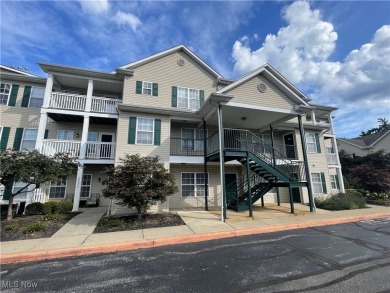 Beautiful Westlake Lenox Greens Condo! This spacious on Meadowood Golf Course  in Ohio - for sale on GolfHomes.com, golf home, golf lot