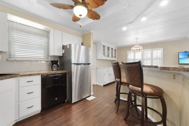 Super Cute Move-In Ready Home in Golfing Community!  Welcome to on Maple Leaf Golf and Country Club in Florida - for sale on GolfHomes.com, golf home, golf lot