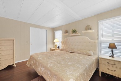 Super Cute Move-In Ready Home in Golfing Community!  Welcome to on Maple Leaf Golf and Country Club in Florida - for sale on GolfHomes.com, golf home, golf lot