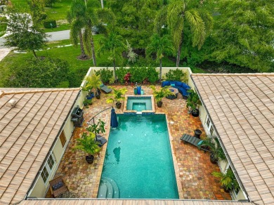 **NEWER CONSTRUCTION (2014) -- IMPRESSIVE, CUSTOM *COURTYARD on The Oaks Club in Florida - for sale on GolfHomes.com, golf home, golf lot