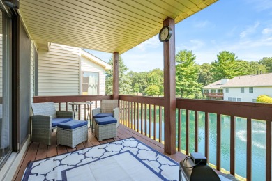 Lovely Lakes of Woodbridge condo. Two bedroom, two full bath in on The Moors Golf Club in Michigan - for sale on GolfHomes.com, golf home, golf lot