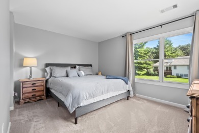 Lovely Lakes of Woodbridge condo. Two bedroom, two full bath in on The Moors Golf Club in Michigan - for sale on GolfHomes.com, golf home, golf lot