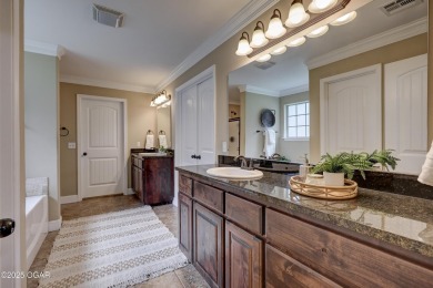 Spacious and Functional Living in Briarbrook!
Step inside this on Briarbrook Golf Course in Missouri - for sale on GolfHomes.com, golf home, golf lot