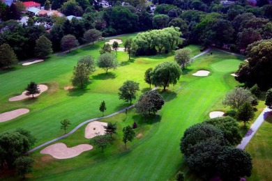 Elegant in décor, exquisite in design. Dramatic windowed on Towers Country Club in New York - for sale on GolfHomes.com, golf home, golf lot