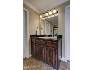 Spacious and Functional Living in Briarbrook!
Step inside this on Briarbrook Golf Course in Missouri - for sale on GolfHomes.com, golf home, golf lot