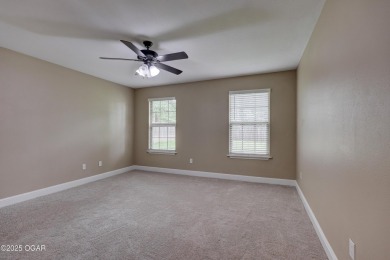 Spacious and Functional Living in Briarbrook!
Step inside this on Briarbrook Golf Course in Missouri - for sale on GolfHomes.com, golf home, golf lot