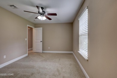 Spacious and Functional Living in Briarbrook!
Step inside this on Briarbrook Golf Course in Missouri - for sale on GolfHomes.com, golf home, golf lot