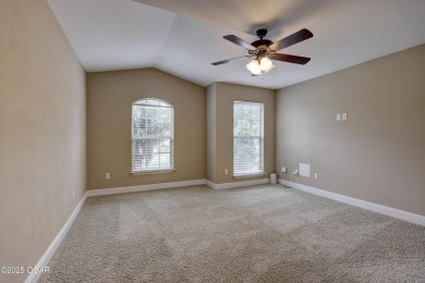 Spacious and Functional Living in Briarbrook!
Step inside this on Briarbrook Golf Course in Missouri - for sale on GolfHomes.com, golf home, golf lot