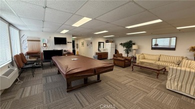 End unit, 3-bedroom, 2-bathroom Villa Puerta, boasting mountain on Leisure Village Par 3 Golf Course in California - for sale on GolfHomes.com, golf home, golf lot