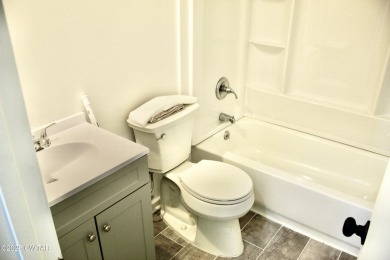 COMPLETELY REMODELED!!! FURNITURE STAYS!!! This beautiful on Deer Creek Golf Course in Tennessee - for sale on GolfHomes.com, golf home, golf lot