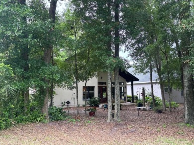 Charming Golf Course Patio Home in Haile Plantation on Haile Plantation Golf and Country Club in Florida - for sale on GolfHomes.com, golf home, golf lot