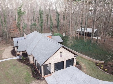 Discover this completely remodeled 5-bedroom, 4.5-bath home that on Nob North Golf Course in Georgia - for sale on GolfHomes.com, golf home, golf lot
