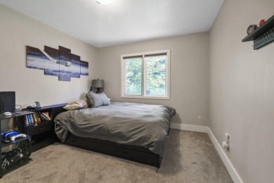 Welcome to this beautifully updated rancher located in the on Manito Golf and Country Club in Washington - for sale on GolfHomes.com, golf home, golf lot