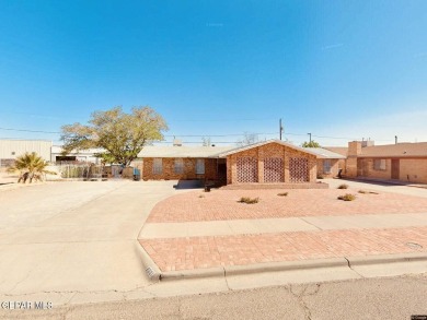 This beautiful community and charming house is in a desirable on Lone Star Golf Club in Texas - for sale on GolfHomes.com, golf home, golf lot