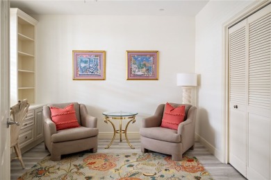 Beautiful FULLY FURNISHED 2/2 condo w/office. Ground floor (no on Oak Harbor Country Club in Florida - for sale on GolfHomes.com, golf home, golf lot
