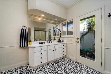 Truly remarkable home designed by Gary Kelly sits on almost 1/2 on Heritage Ridge Golf Club in Florida - for sale on GolfHomes.com, golf home, golf lot