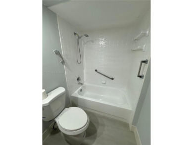 WELCOME TO THIS SPACIOUS, SPOTLESS AND BRIGHT APARTMENT. FRESHLY on Flamingo Lakes Country Club in Florida - for sale on GolfHomes.com, golf home, golf lot