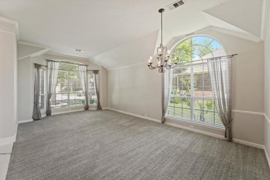 Welcome to this charming 4 bed, 2 bath home in the heart of on Oakmont Country Club in Texas - for sale on GolfHomes.com, golf home, golf lot