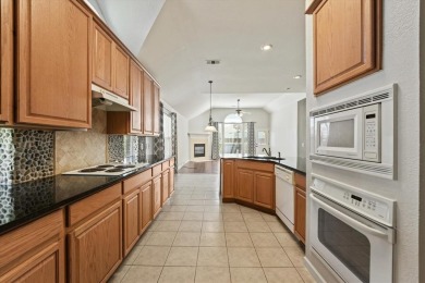 Welcome to this charming 4 bed, 2 bath home in the heart of on Oakmont Country Club in Texas - for sale on GolfHomes.com, golf home, golf lot