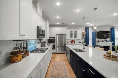Meticulously cared for and move-in ready, this sought-after on Cypress Point Par 3 in South Carolina - for sale on GolfHomes.com, golf home, golf lot