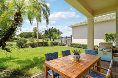 This single-story, three-bedroom / three-bathroom home offers a on PGA National Golf Club in Florida - for sale on GolfHomes.com, golf home, golf lot