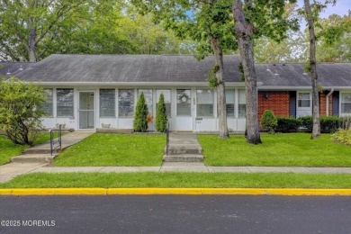Updated & move-in ready, this 2 BR, 2 Bath home with a one car on Greenbriar Woodlands in New Jersey - for sale on GolfHomes.com, golf home, golf lot