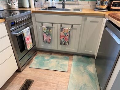 2 bedroom 1 bath with covered deck and parking. Newly remodeled on Riverview Golf Course in Arizona - for sale on GolfHomes.com, golf home, golf lot