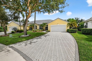 Experience luxurious Aberdeen country club living in this on  in Florida - for sale on GolfHomes.com, golf home, golf lot